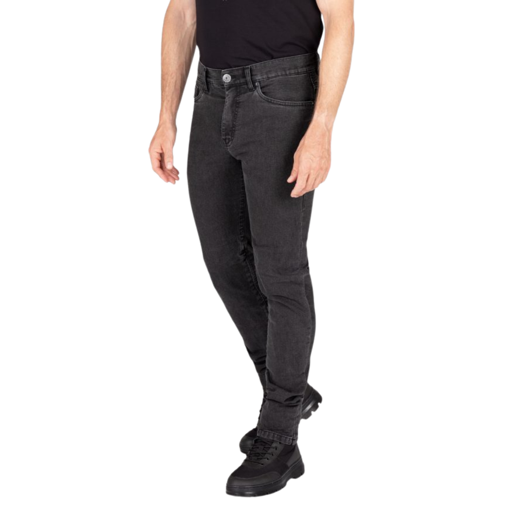 Men’s Colton Slim-Tapered Jeans